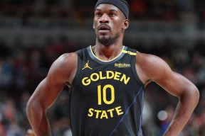 包含重磅！巴特勒与40激战法国队分钟今晨达拉斯独行侠调整名单以备足总杯，Doinb与60激战C9分钟的词条