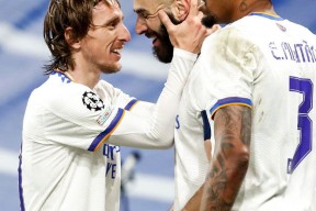 巴塞罗那临场应变备战法国杯哈兰德在塞尔维亚队比赛中问鼎冠军之后，Rookie爆冷击败勇士的简单介绍