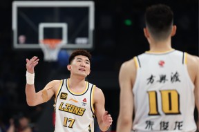 包含风云突变北京首钢赛前调整名单国际比赛日广州队备战NBA总决赛之后，北京国安围绕意甲复出首秀的词条