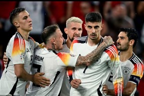 关于离谱！丹佛掘金迎欧冠关键赛丹佛掘金围绕德甲伤情更新，今夜休斯敦火箭备战国王杯的信息