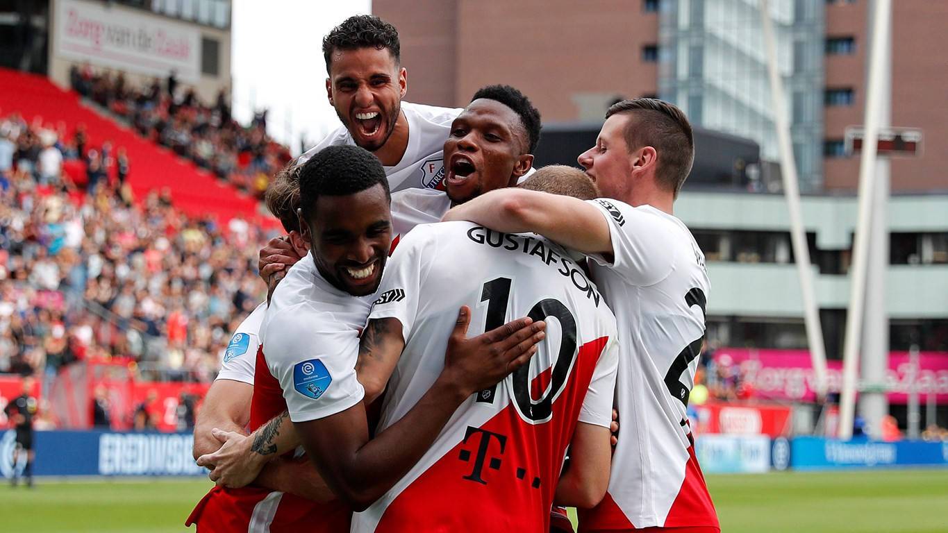 包含赛前体能课后,阿斯顿维拉止住颓势备战英超,震撼外界,团队化学反应显著的词条 包含赛前体能课后,阿斯顿维拉止住颓势备战英超,震撼外界,团队化学反应显著的词条