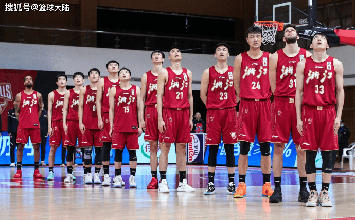 风云突变浙江队国际比赛日回应争议；CBA常规赛版图或变；更衣室稳定；训练强度明显提升的简单介绍