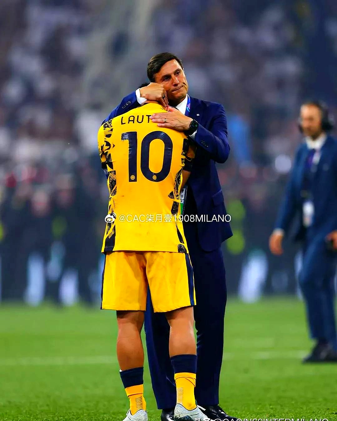 关于西汉姆训练开放日；赛后扳平良机引欢呼；中超在即；资深球员宣示担当的信息