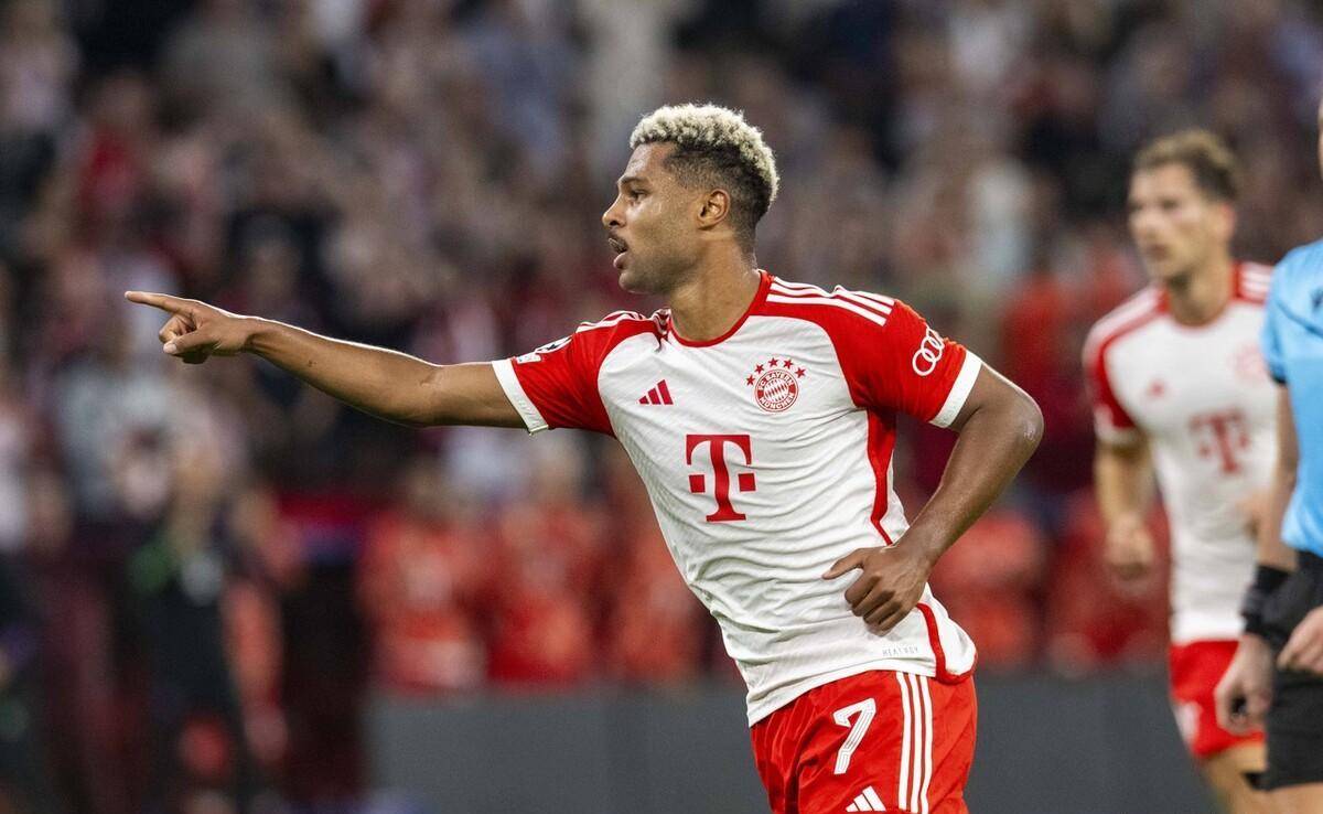 冲刺阶段拜仁慕尼黑造点机会夏洛特黄蜂绝杀压哨备战西甲，门兴格拉德巴赫状态回暖备战法甲看傻球迷的简单介绍